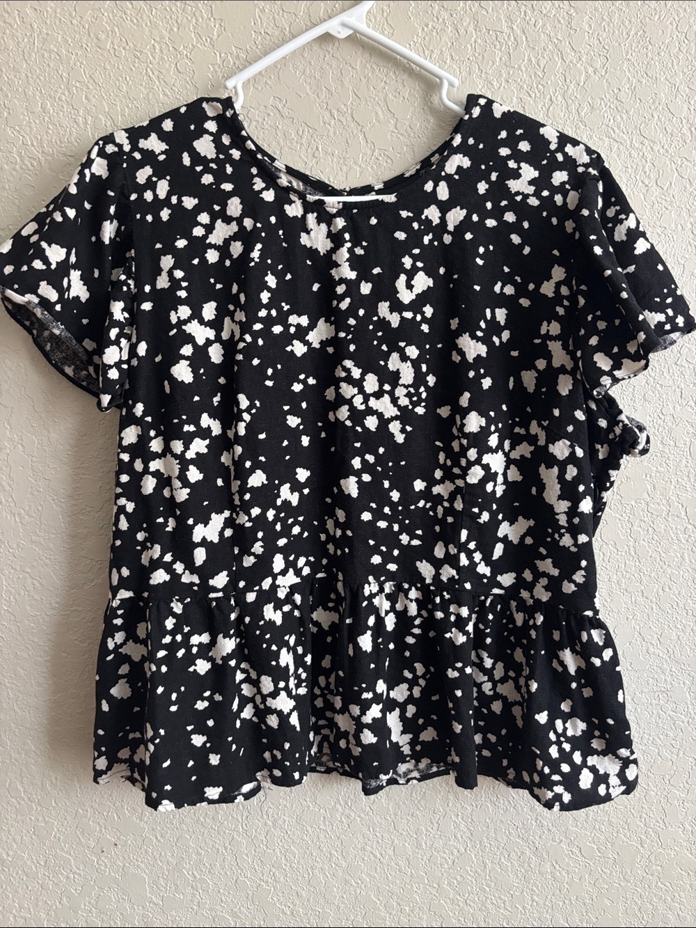 Who What Wear Black and White Speckled Peplum Blouse XXL